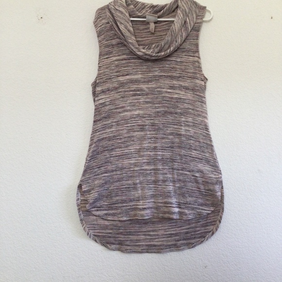 Sleeveless Funnel Neck Light Weight Grey Sweater - Picture 1 of 2